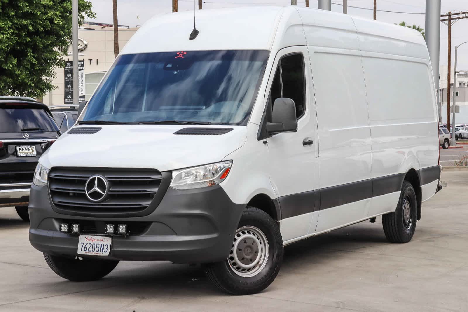 2020 Mercedes-Benz Sprinter Cargo Van Base