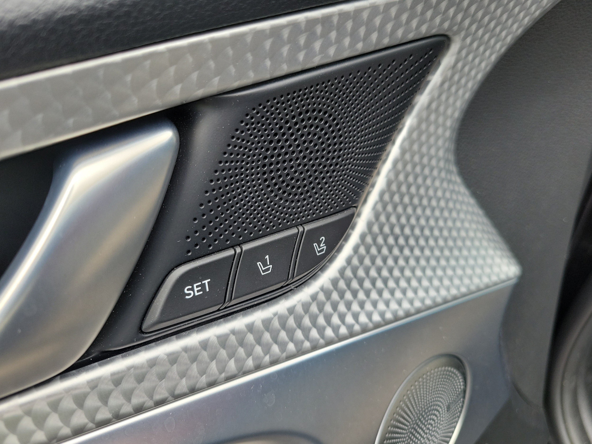 2023 GENESIS G70 Standard - Photo 21