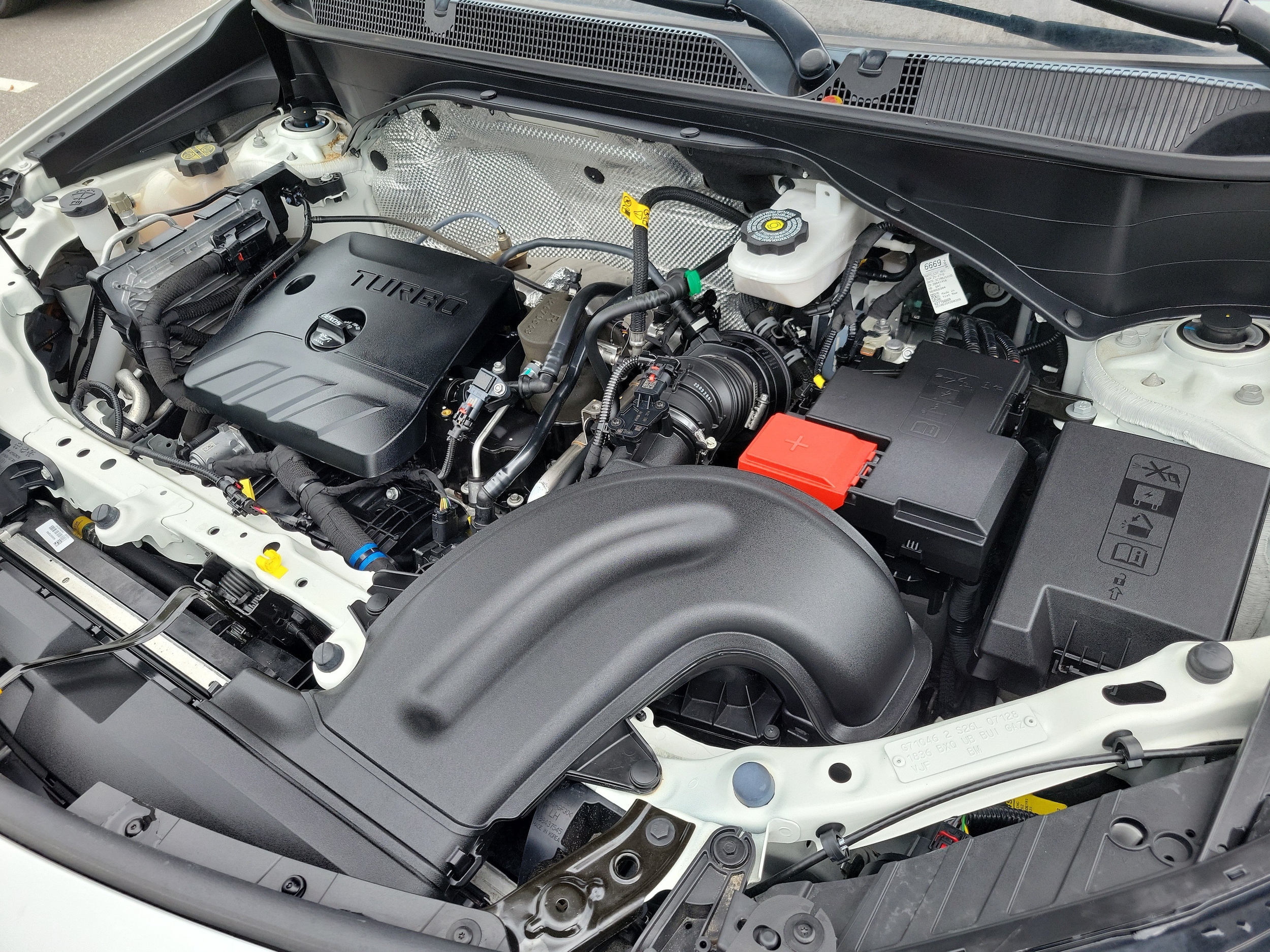 2024 Buick Encore GX Sport Touring - Photo 38