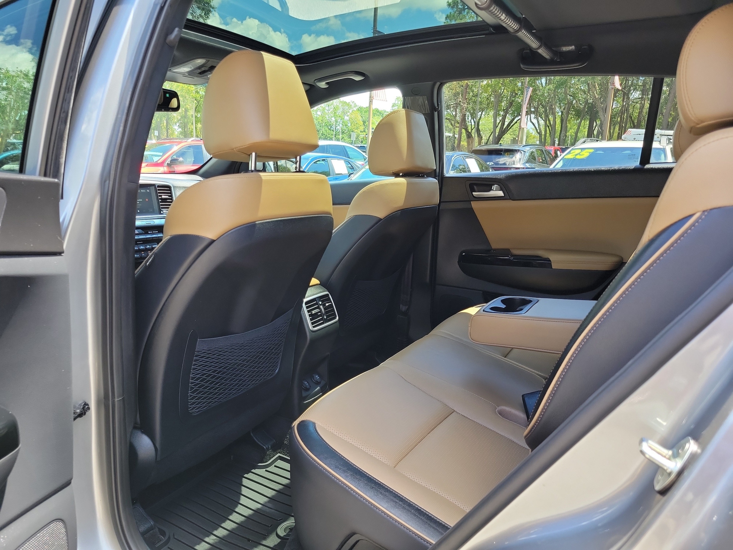 2022 Kia Sportage SX Turbo - Photo 14