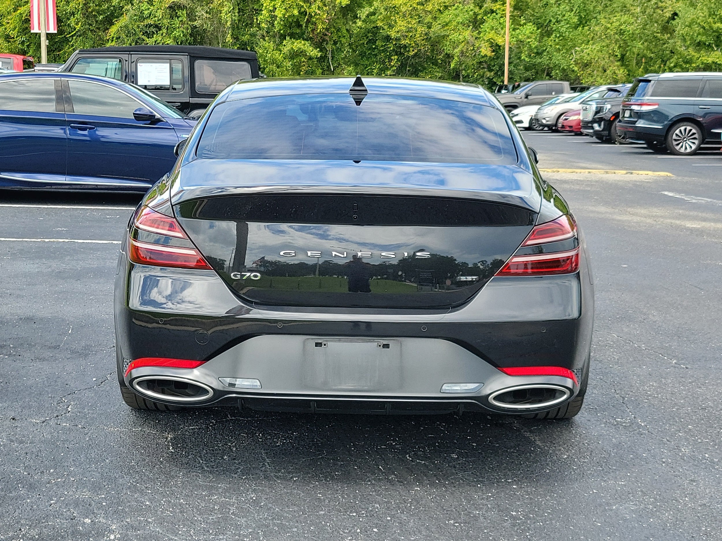 2023 GENESIS G70 Standard - Photo 8