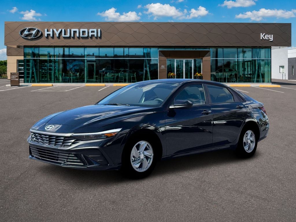 New 2026 Hyundai Elantra SE Sedan