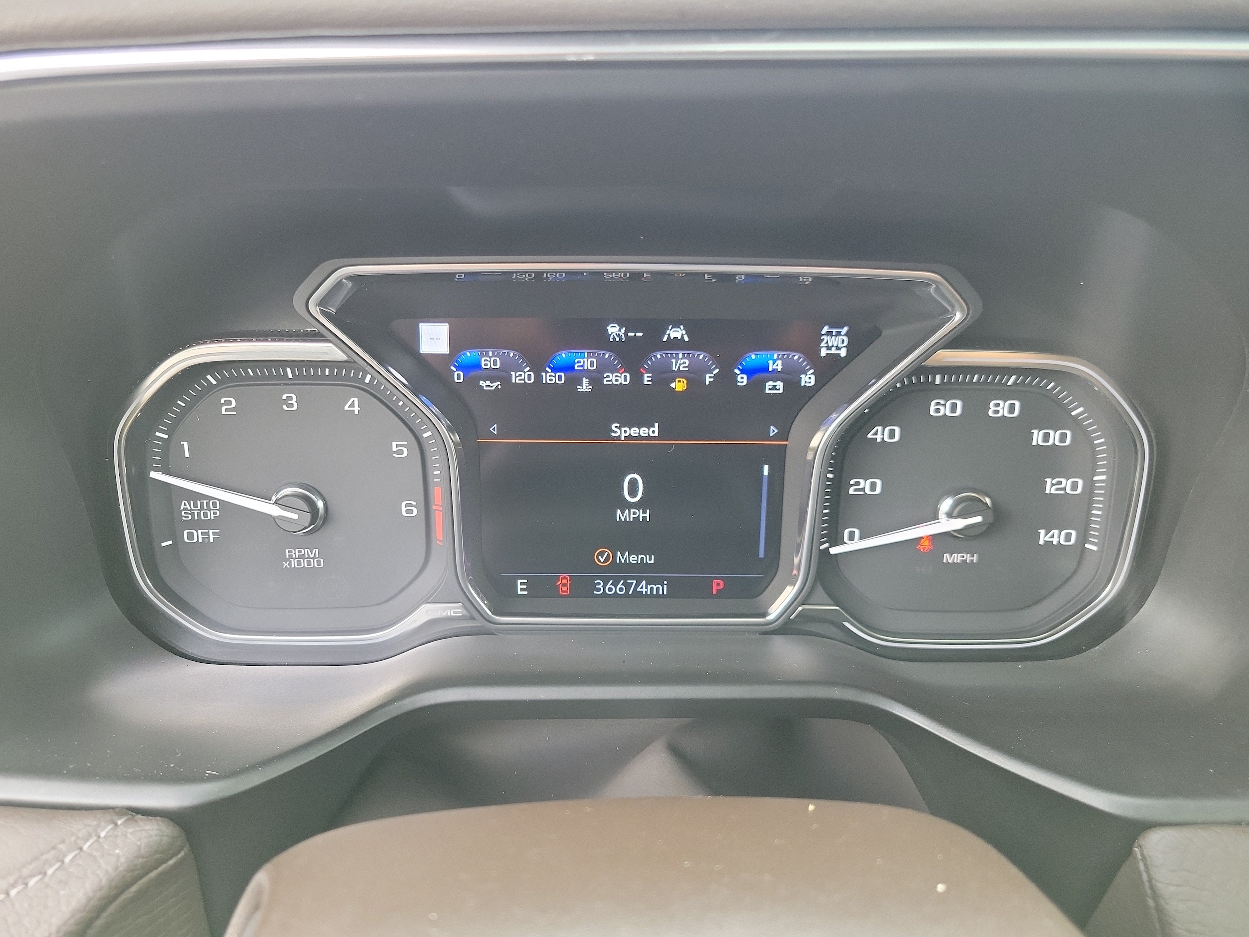 2021 GMC Yukon Denali - Photo 30