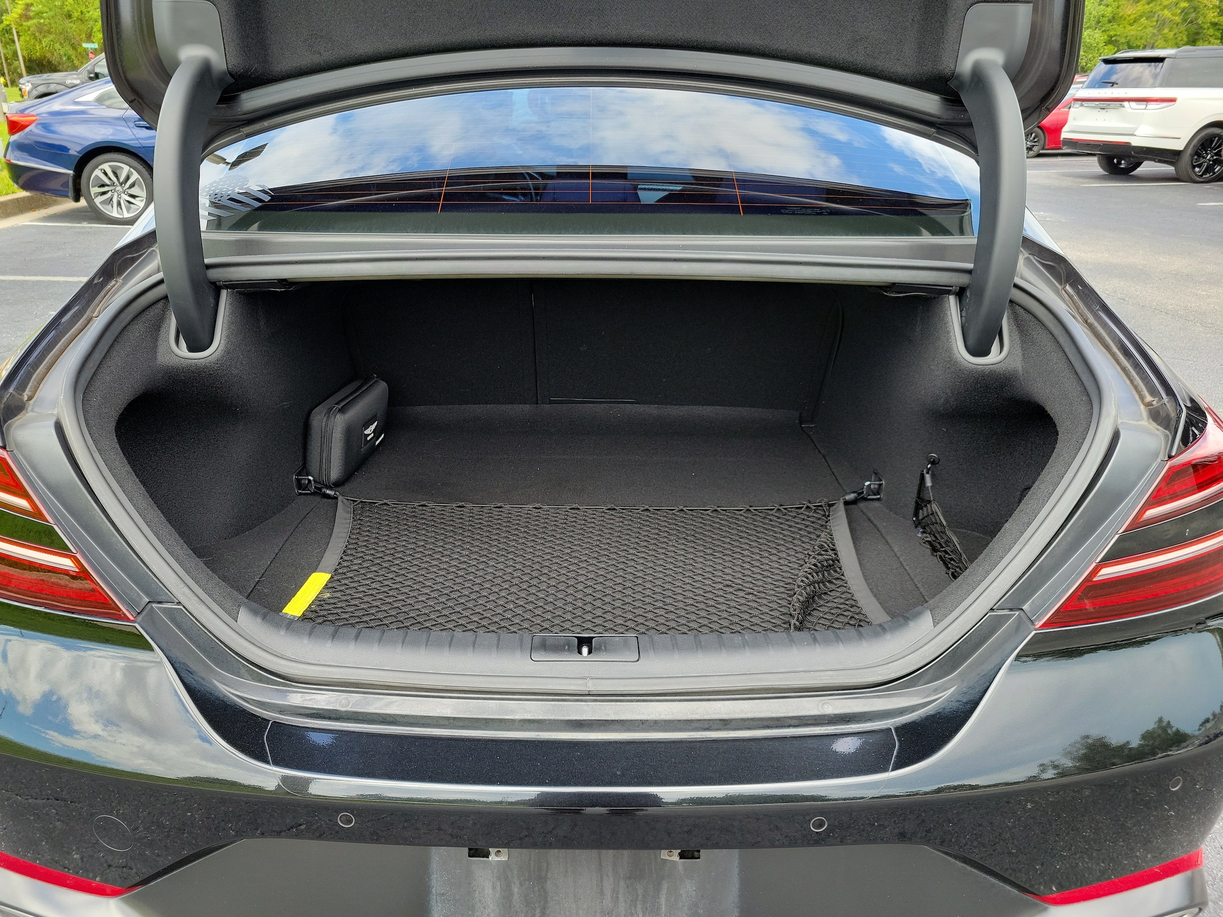 2023 GENESIS G70 Standard - Photo 11