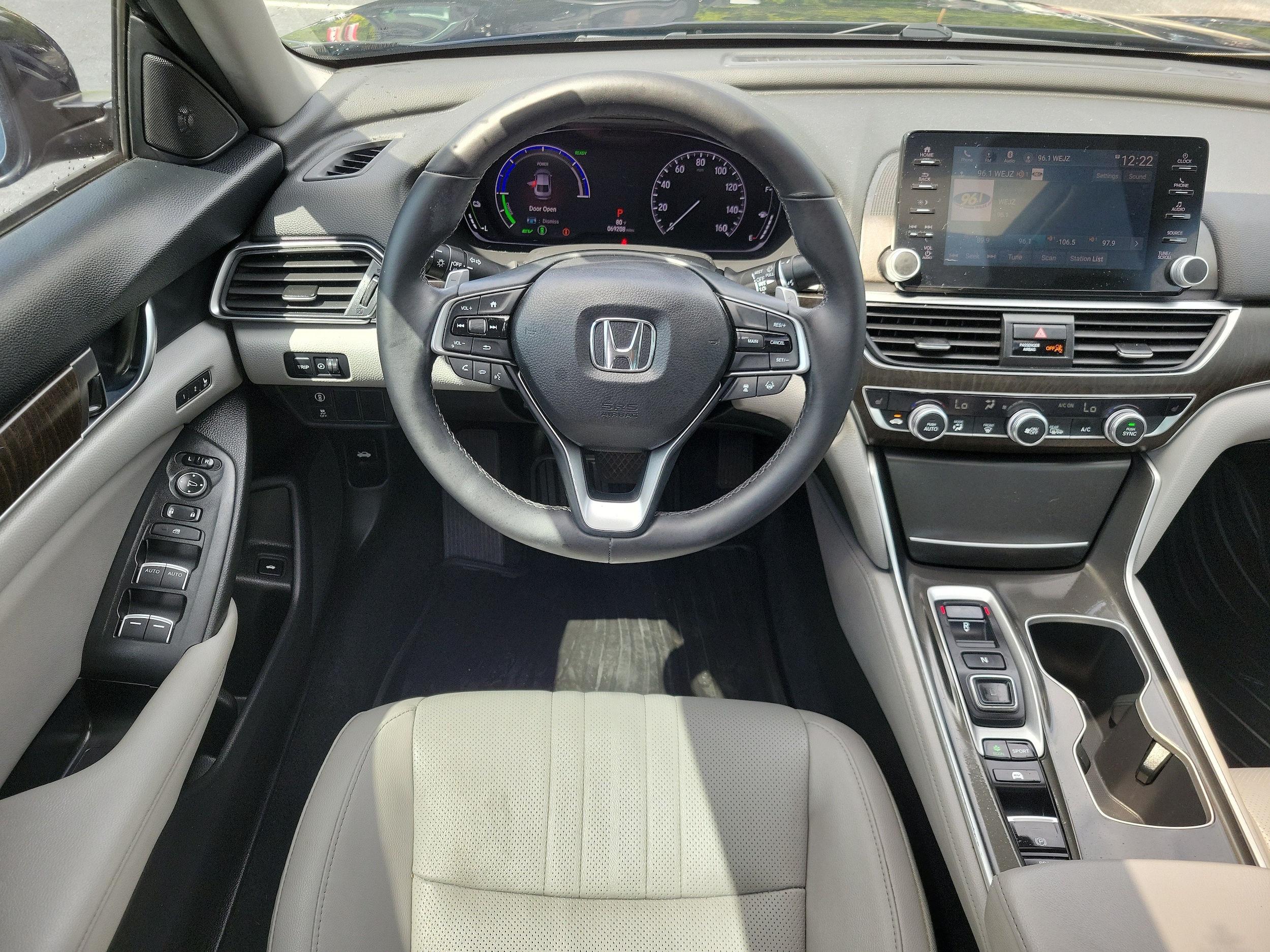 2018 Honda Accord Hybrid EX-L - Photo 16