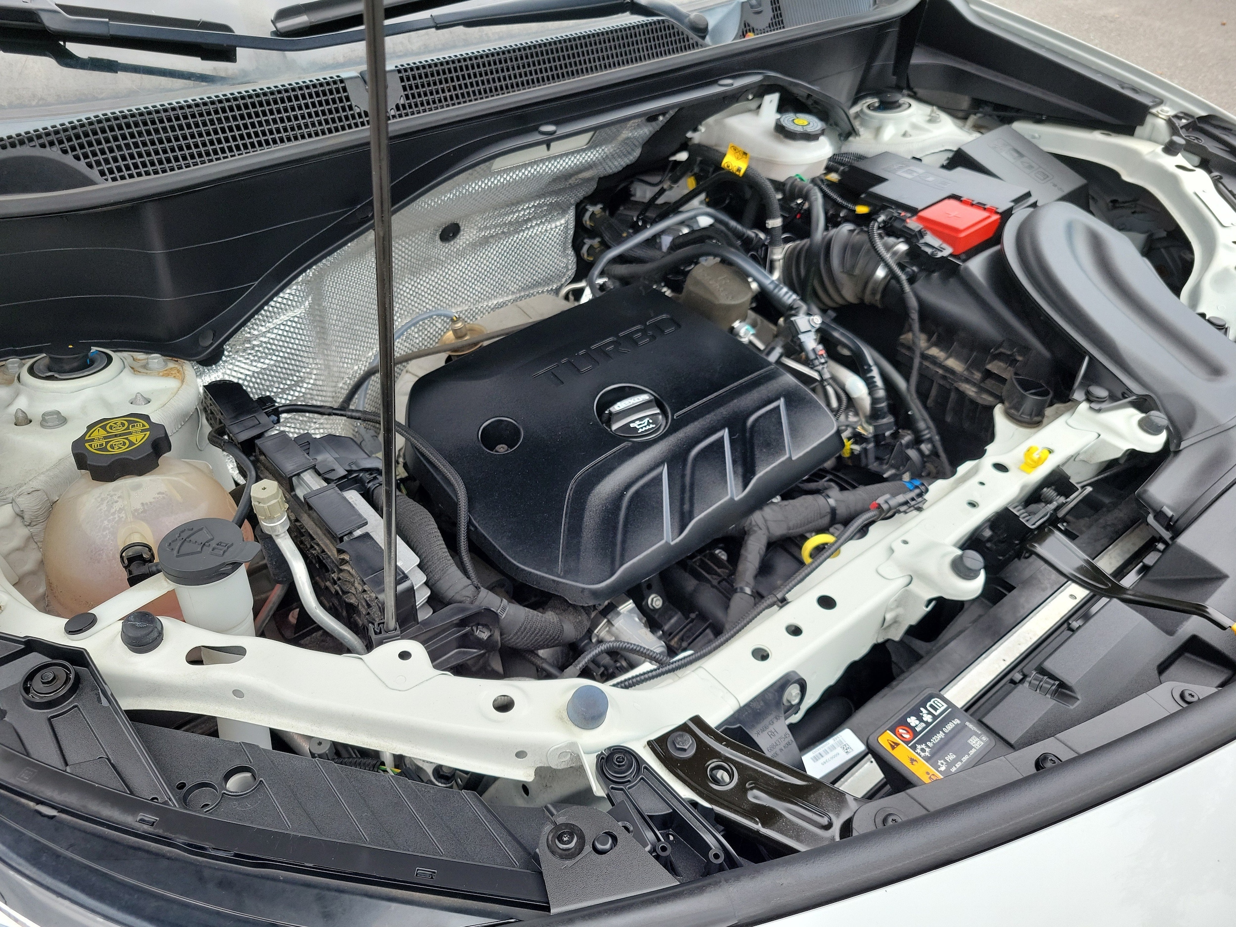 2024 Buick Encore GX Sport Touring - Photo 37