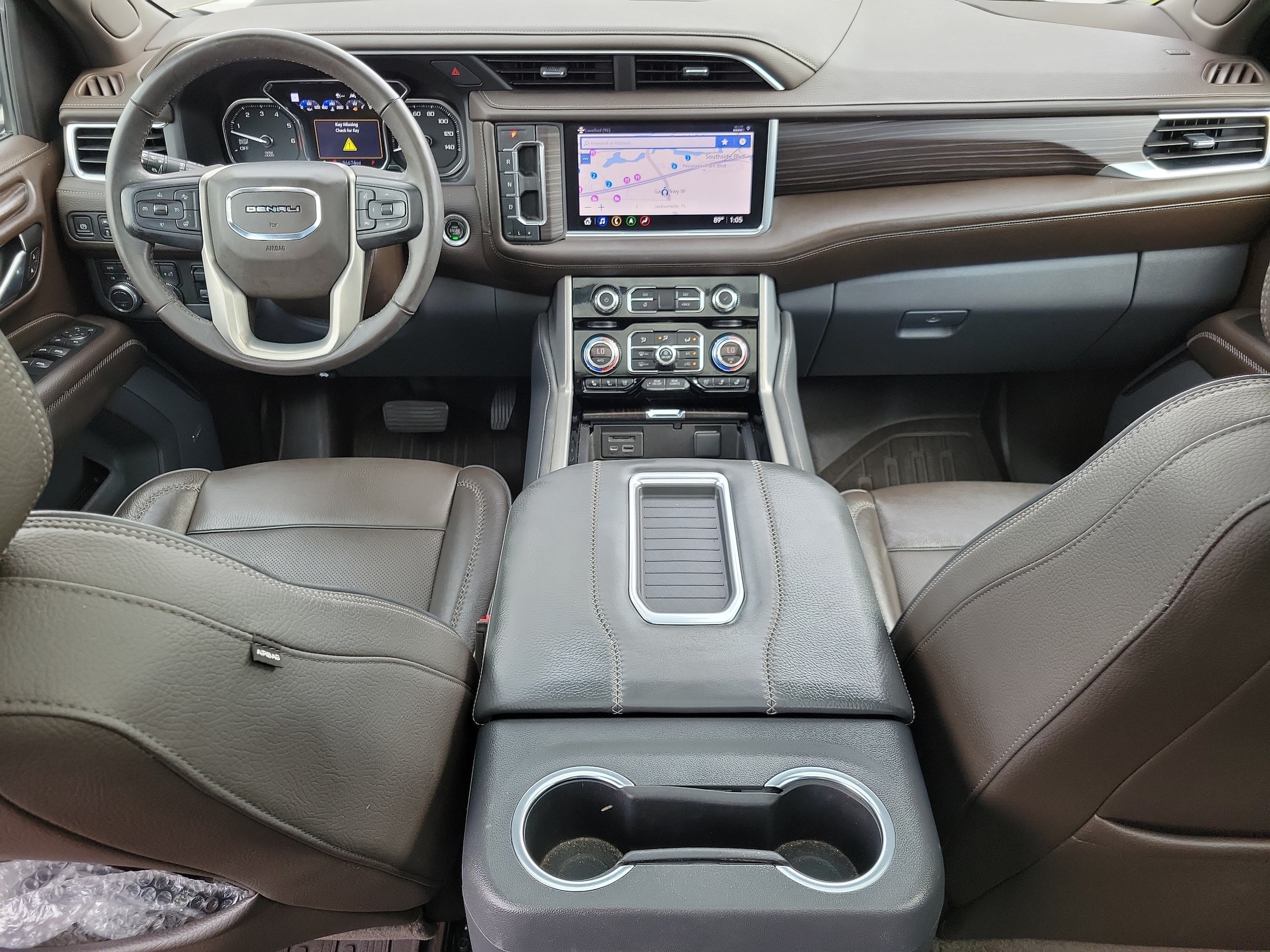 2021 GMC Yukon Denali - Photo 18