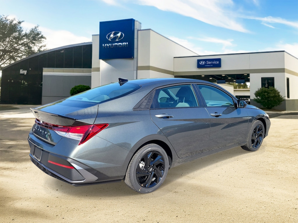 Used 2026 Hyundai Elantra SEL Sport Sedan