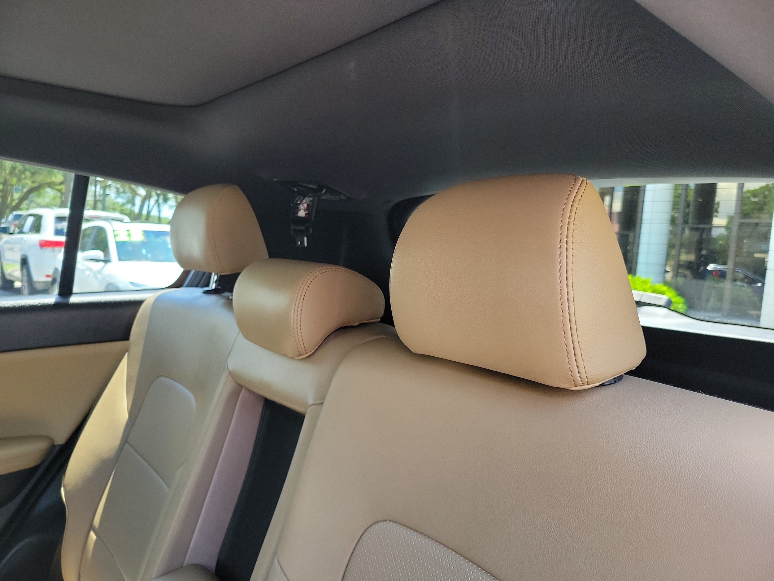 2022 Kia Sportage SX Turbo - Photo 16