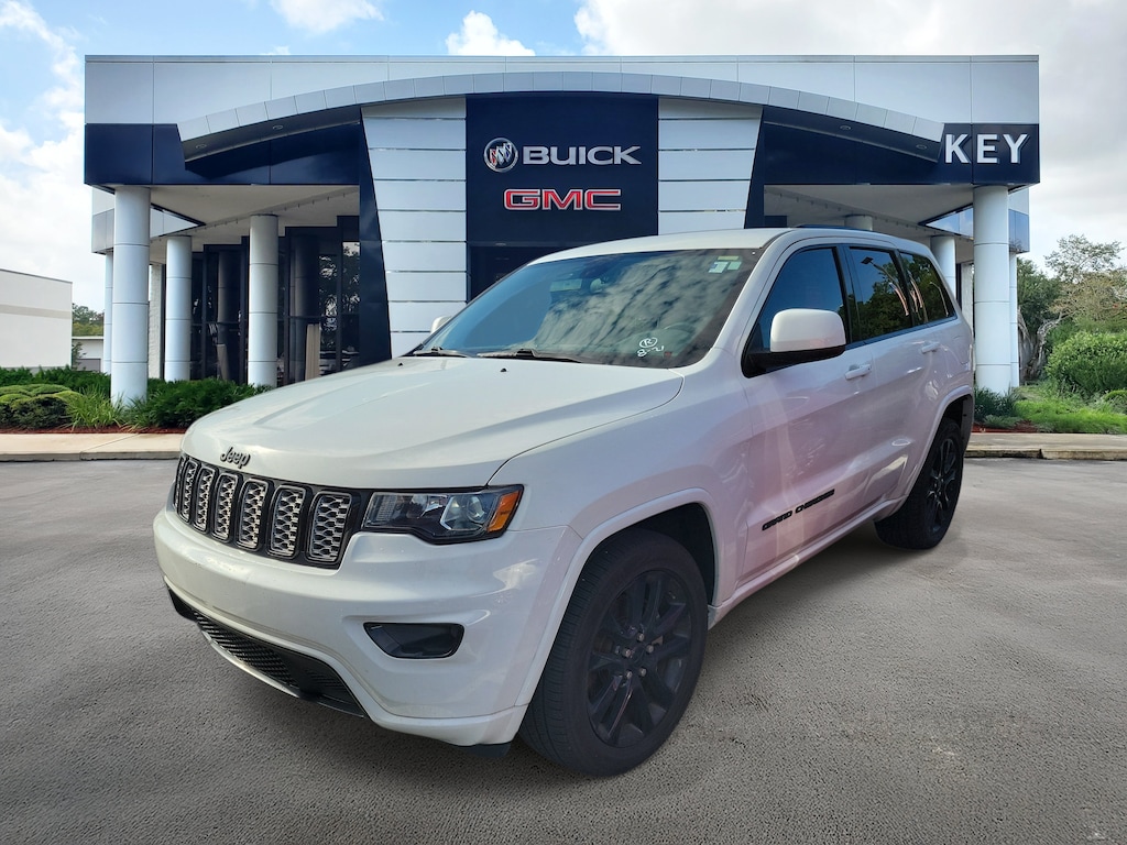 Used 2021 Jeep Grand Cherokee Laredo SUV