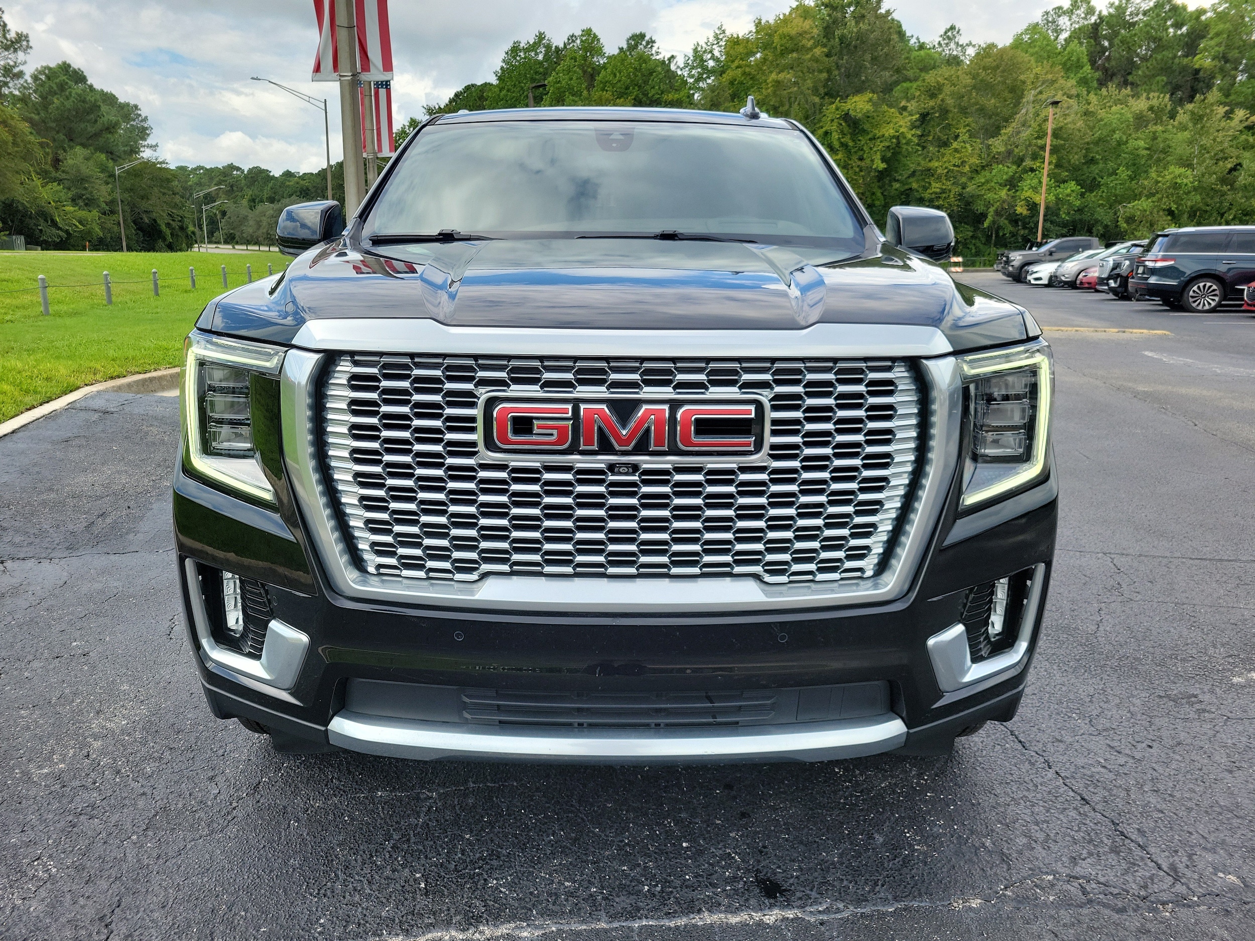 2021 GMC Yukon Denali - Photo 7