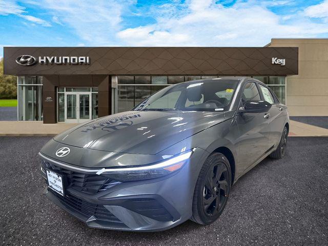 2026 Hyundai Elantra Hybrid Sedan 