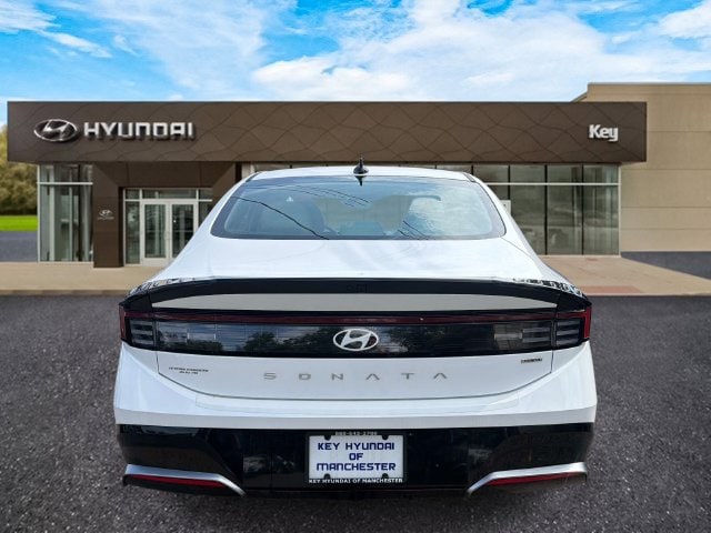 2025 Hyundai Sonata Hybrid SEL - Photo 6