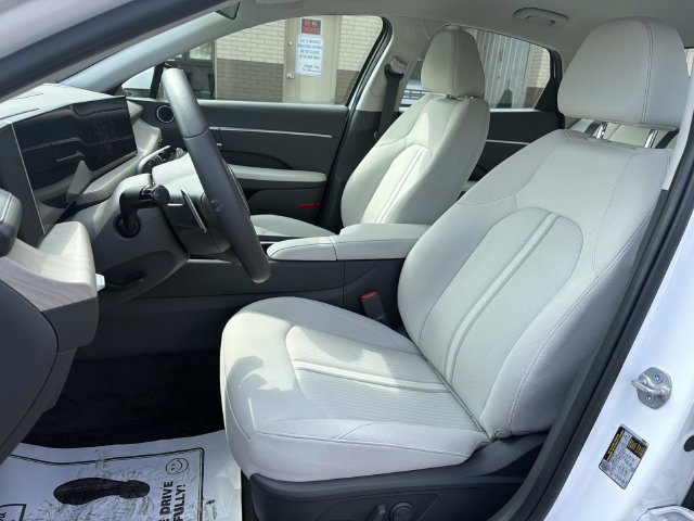 2025 Hyundai Sonata Hybrid SEL - Photo 13