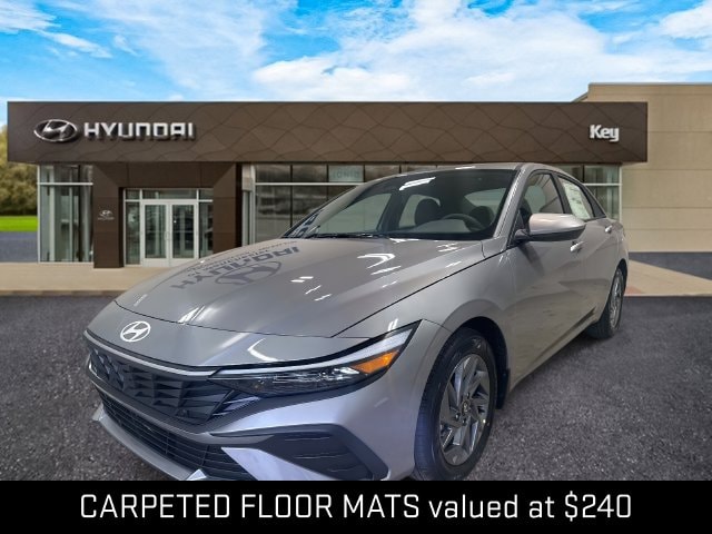 2026 Hyundai Elantra Hybrid Sedan 