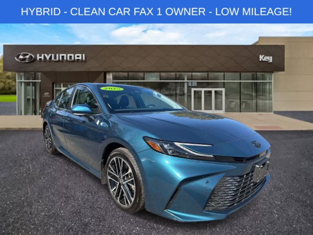 Used 2025 Toyota Camry XLE Sedan