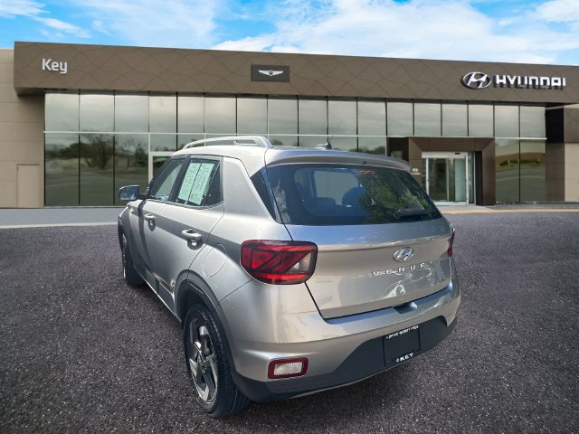 2024 Hyundai Venue SEL - Photo 10