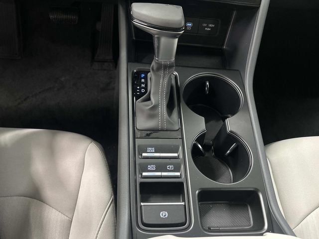 2025 Hyundai Sonata SE - Photo 23