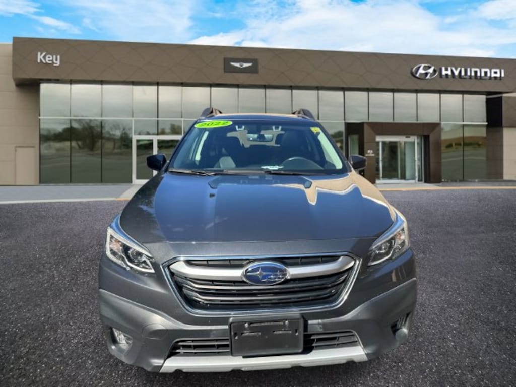 Used 2022 Subaru Outback Limited SUV