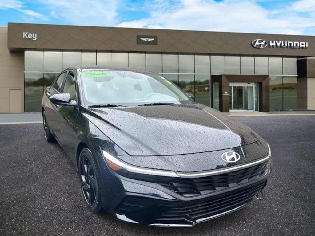 New 2026 Hyundai Elantra SEL Sport Sedan