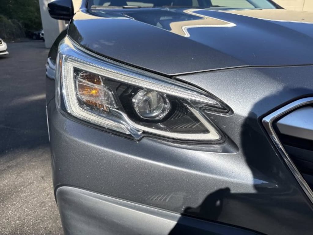 Used 2022 Subaru Outback Limited SUV