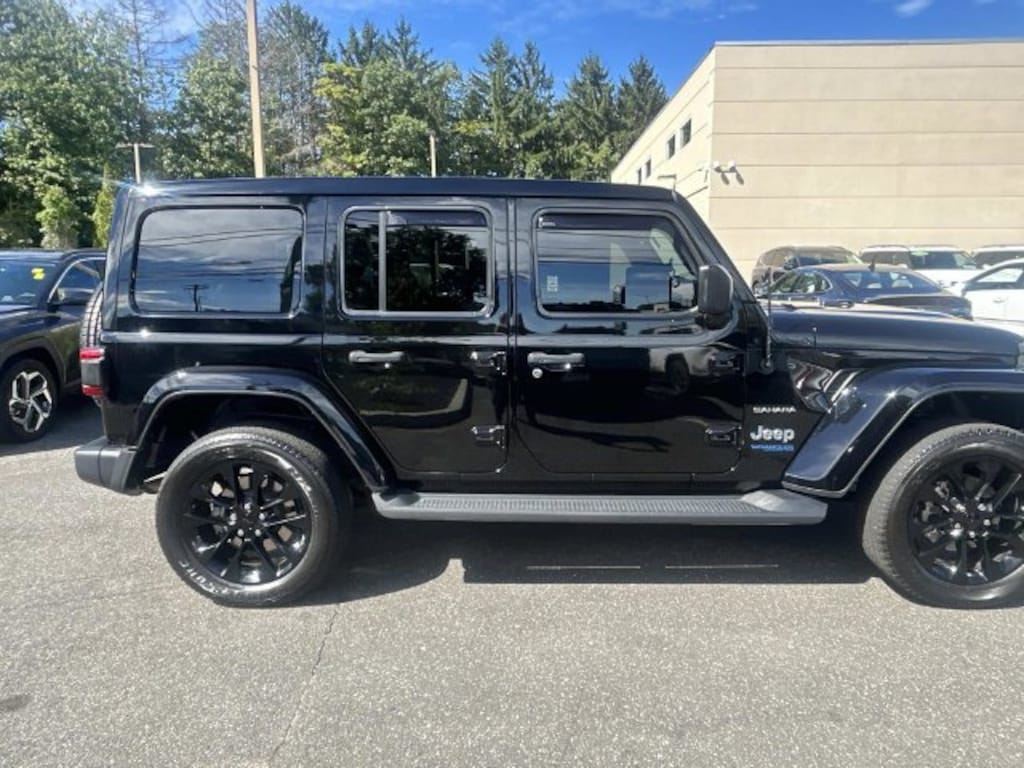 Used 2021 Jeep Wrangler Sahara SUV