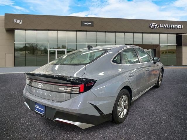 2025 Hyundai Sonata SE - Photo 5