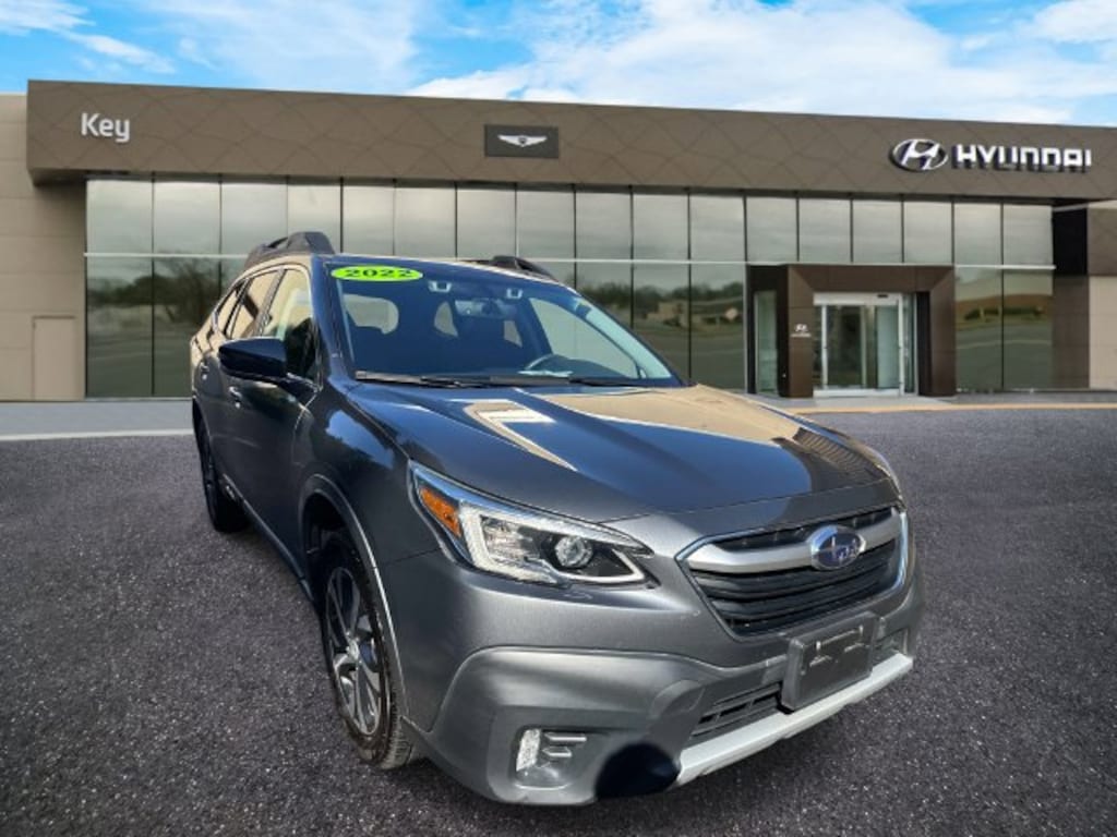 Used 2022 Subaru Outback Limited SUV