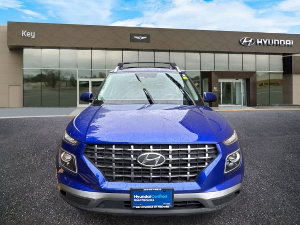 Used 2023 Hyundai Venue Limited SUV