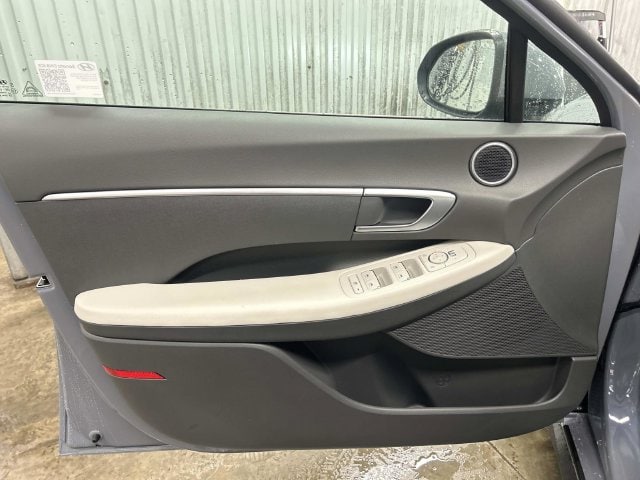 2025 Hyundai Sonata SE - Photo 17