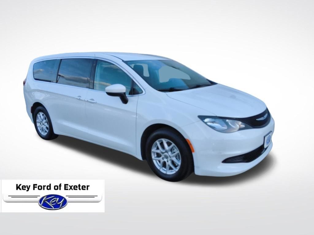 2023 Chrysler Voyager