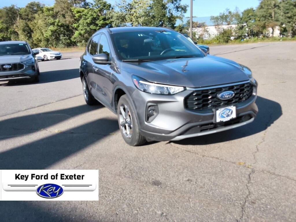 Used 2025 Ford Escape ST-Line Select SUV