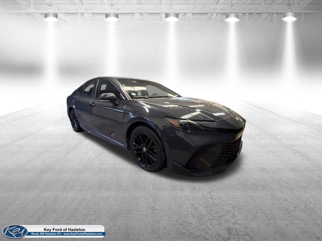 Used 2025 Toyota Camry SE Sedan