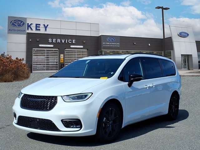 2025 Chrysler Pacifica