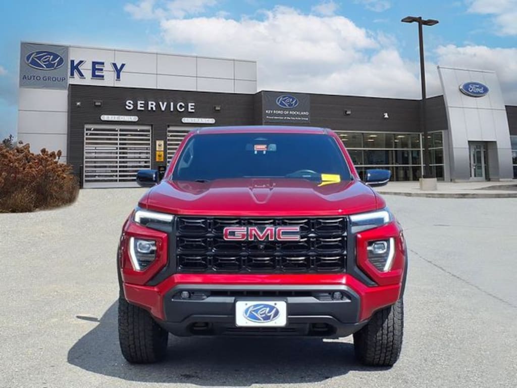 Used 2025 GMC Canyon Elevation Truck