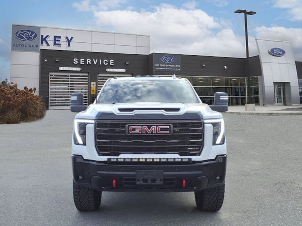 Used 2025 GMC Sierra 2500HD AT4X Truck