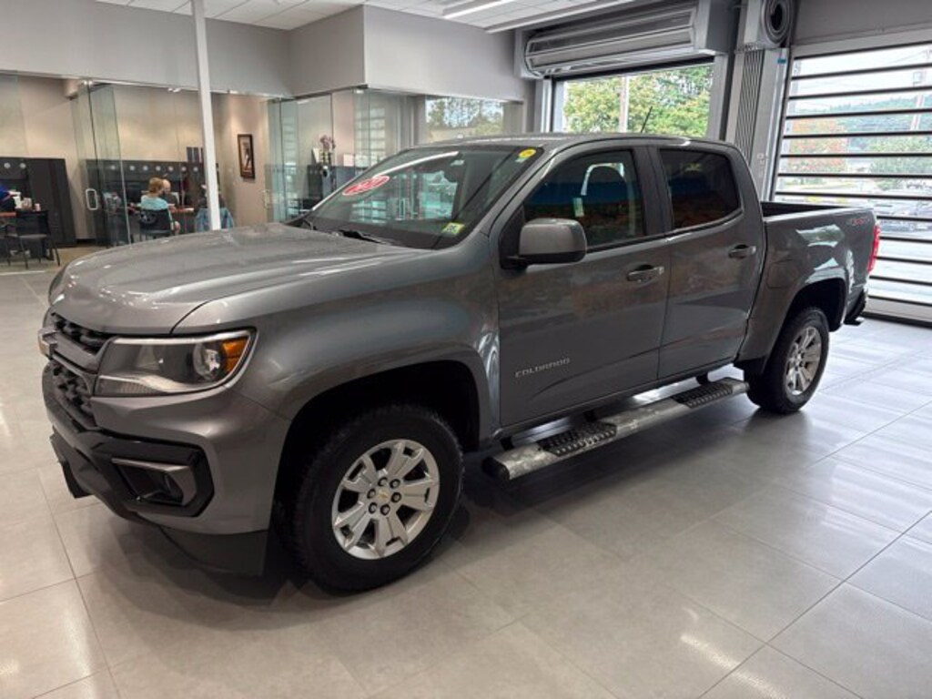 Used 2021 Chevrolet Colorado 4WD LT Truck
