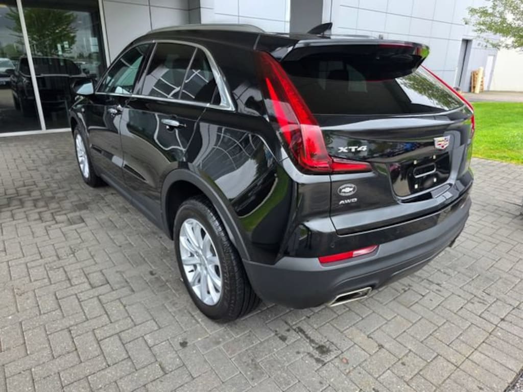 Used 2023 CADILLAC XT4 AWD Luxury SUV