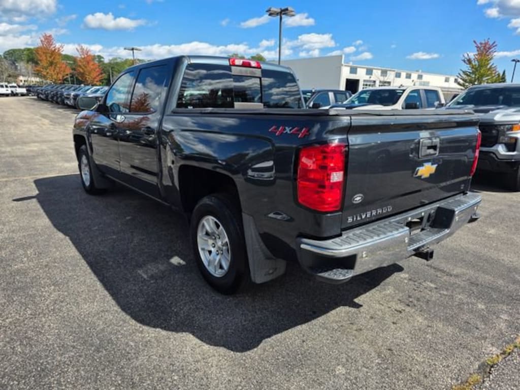 Used 2018 Chevrolet Silverado 1500 LT Truck