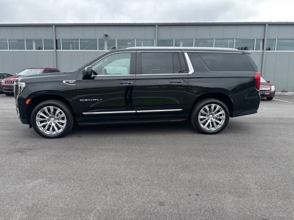 Used 2024 GMC Yukon XL Denali SUV
