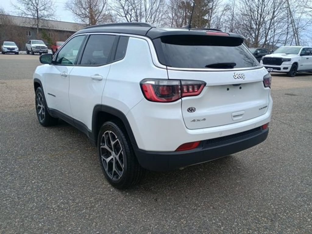 Used 2024 Jeep Compass Limited 4x4 SUV