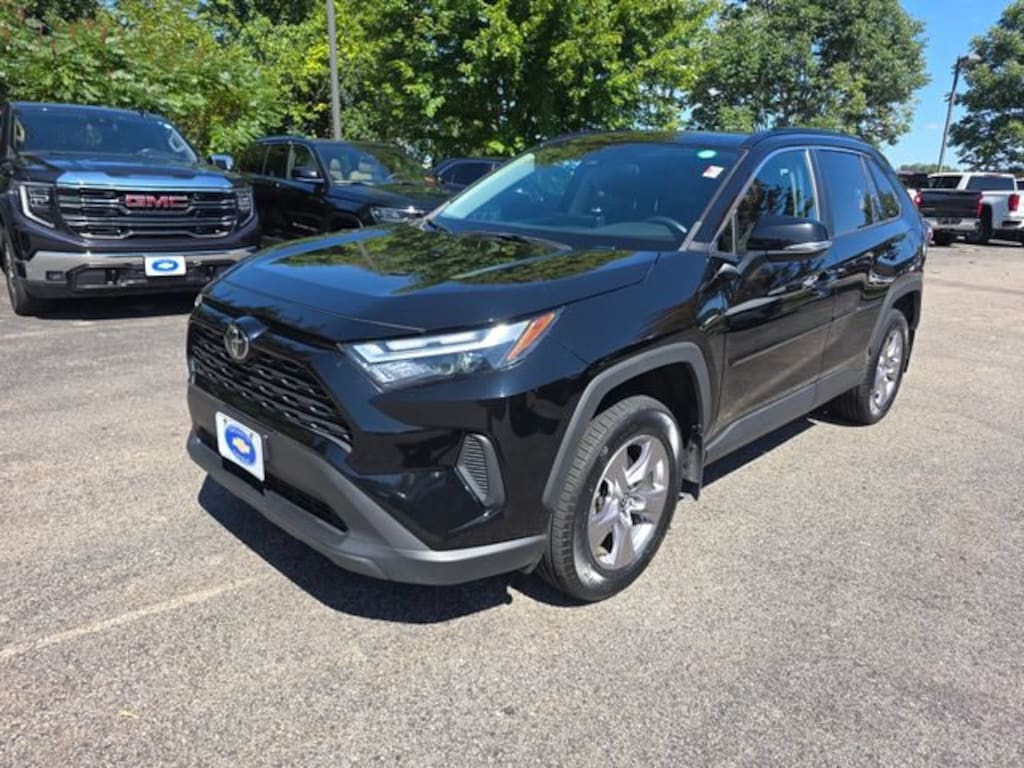Used 2023 Toyota RAV4 XLE SUV
