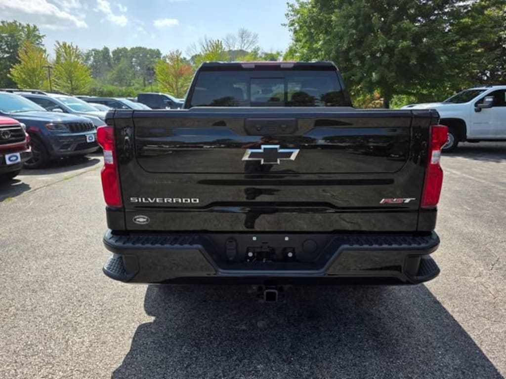 Used 2025 Chevrolet Silverado 1500 RST Truck