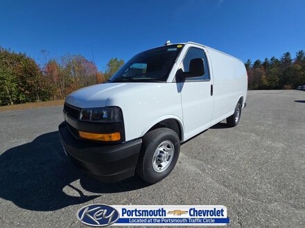 2025 Chevrolet Express Cargo WT Van