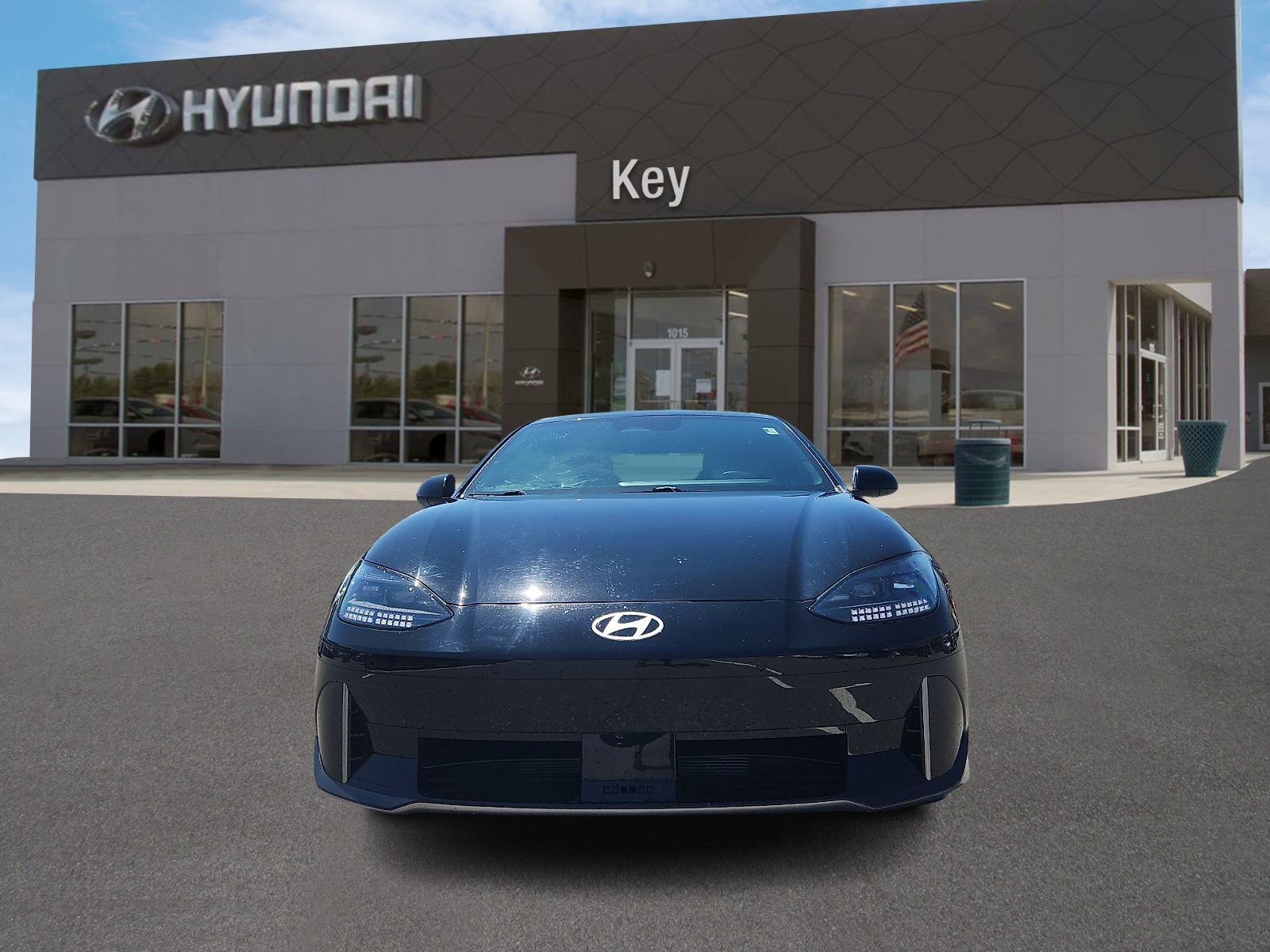 2025 Hyundai IONIQ 6 SE - Photo 7