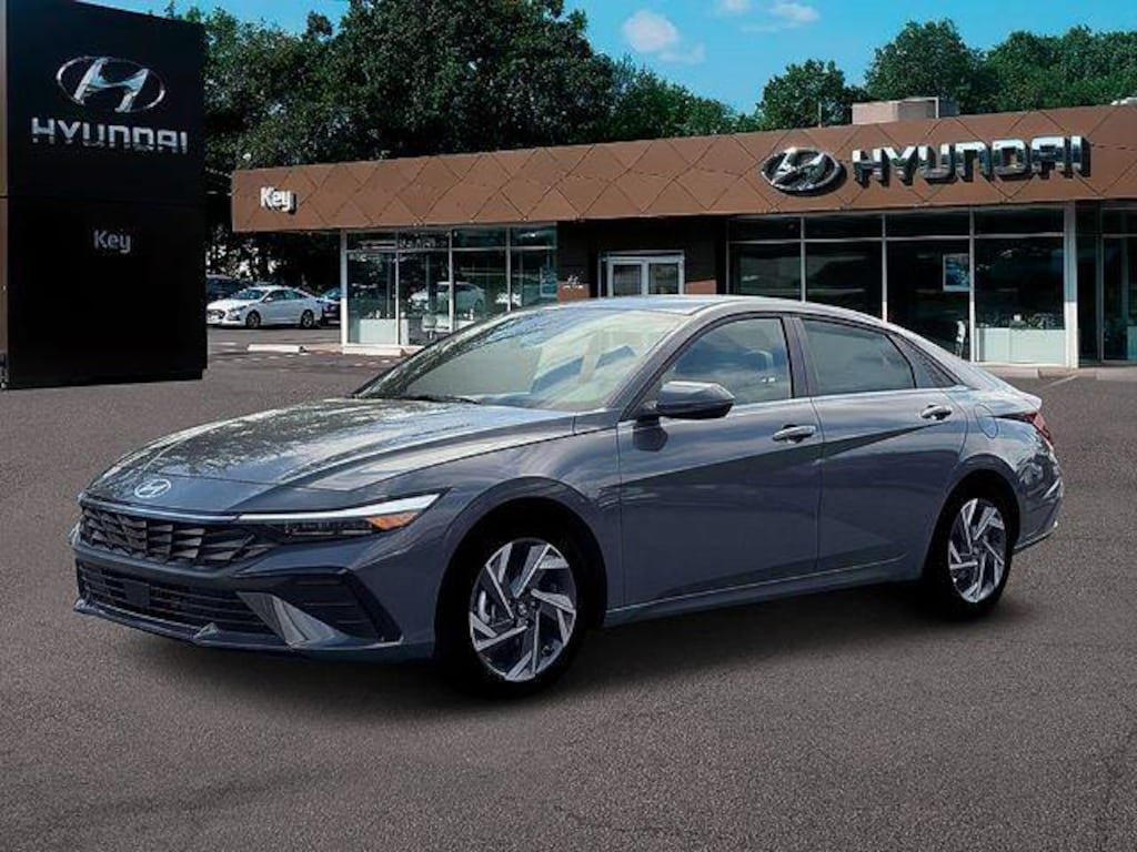 New 2026 Hyundai Elantra Hybrid Limited Sedan