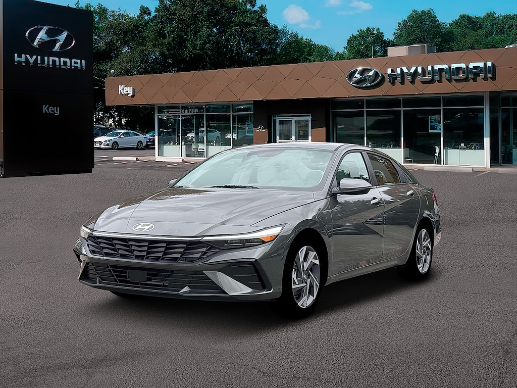 New 2026 Hyundai Elantra Limited Sedan