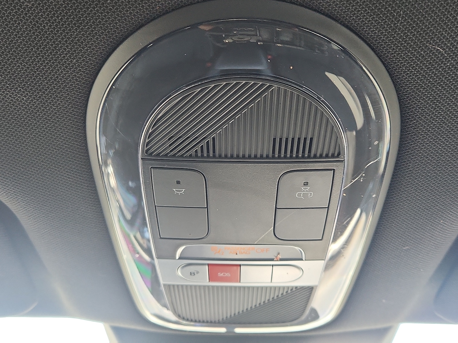 2025 Hyundai IONIQ 6 SE - Photo 18