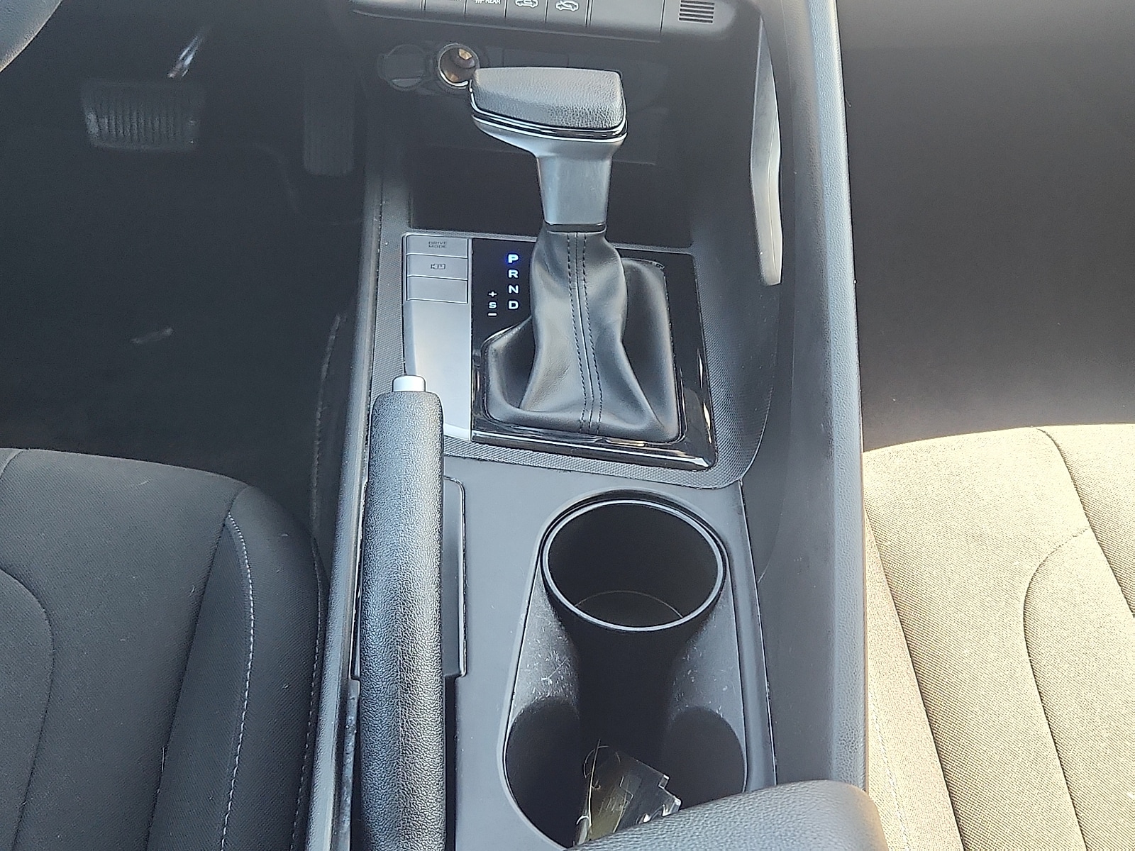 2024 Hyundai Elantra SEL - Photo 19