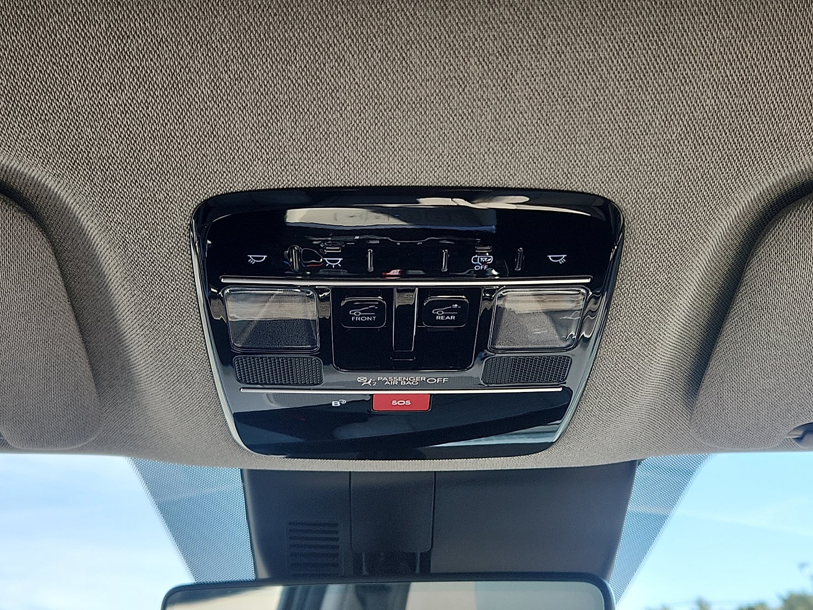 2024 Hyundai Santa Fe Limited - Photo 20